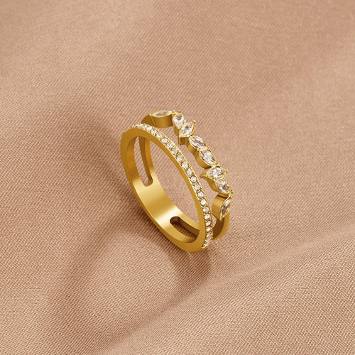 18K Gold Mia Crystal Ring