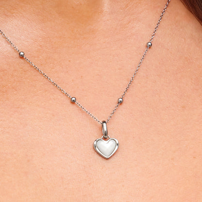 Mother of Pearl Heart Pendant (Silver)