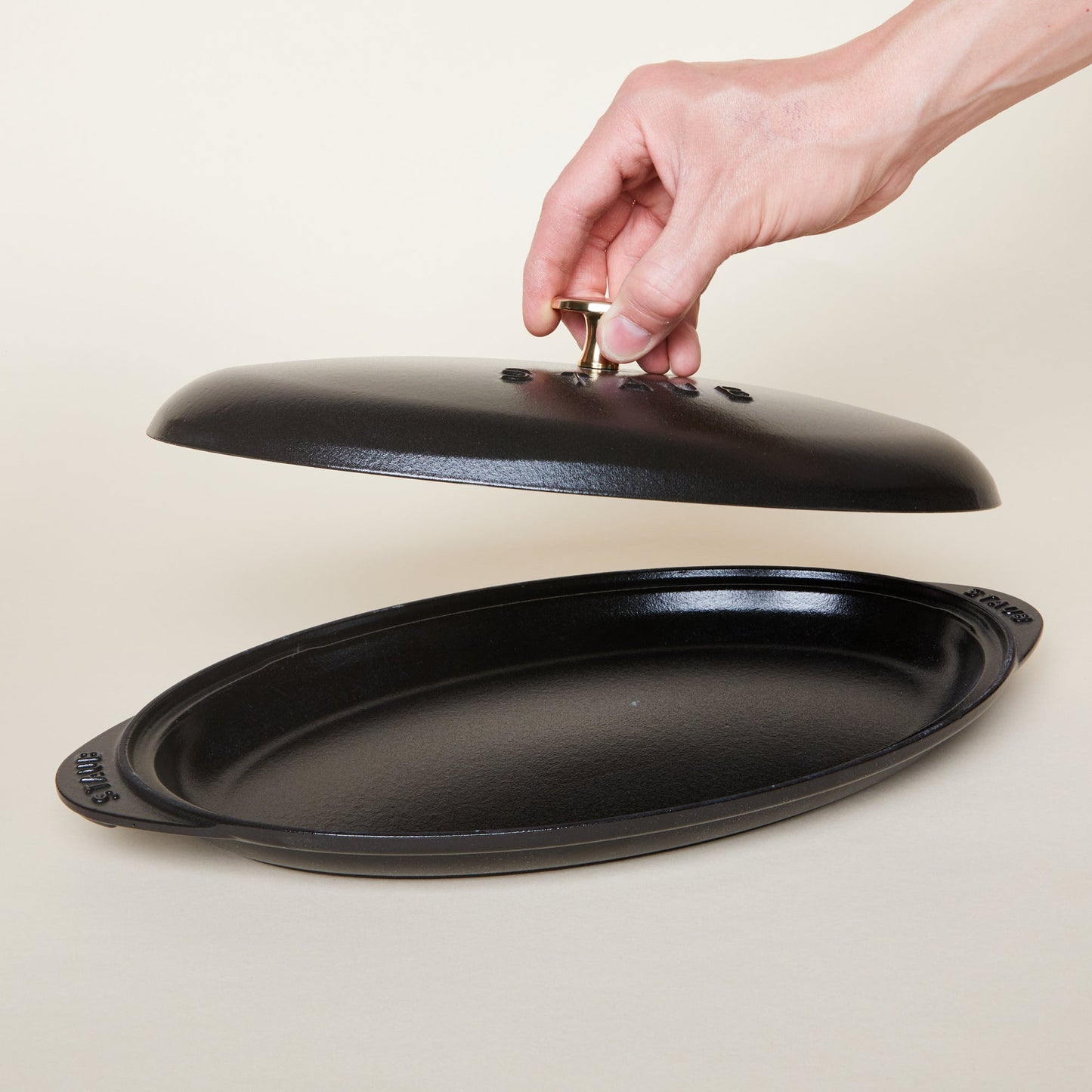 Covered Fish Pan