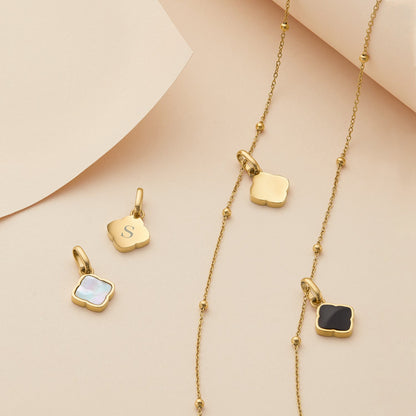 Mother of Pearl Clover Necklace (Gold)