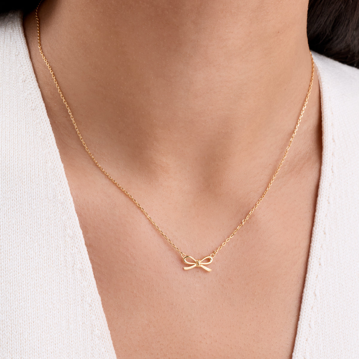 Fine Bow Necklace (Gold)