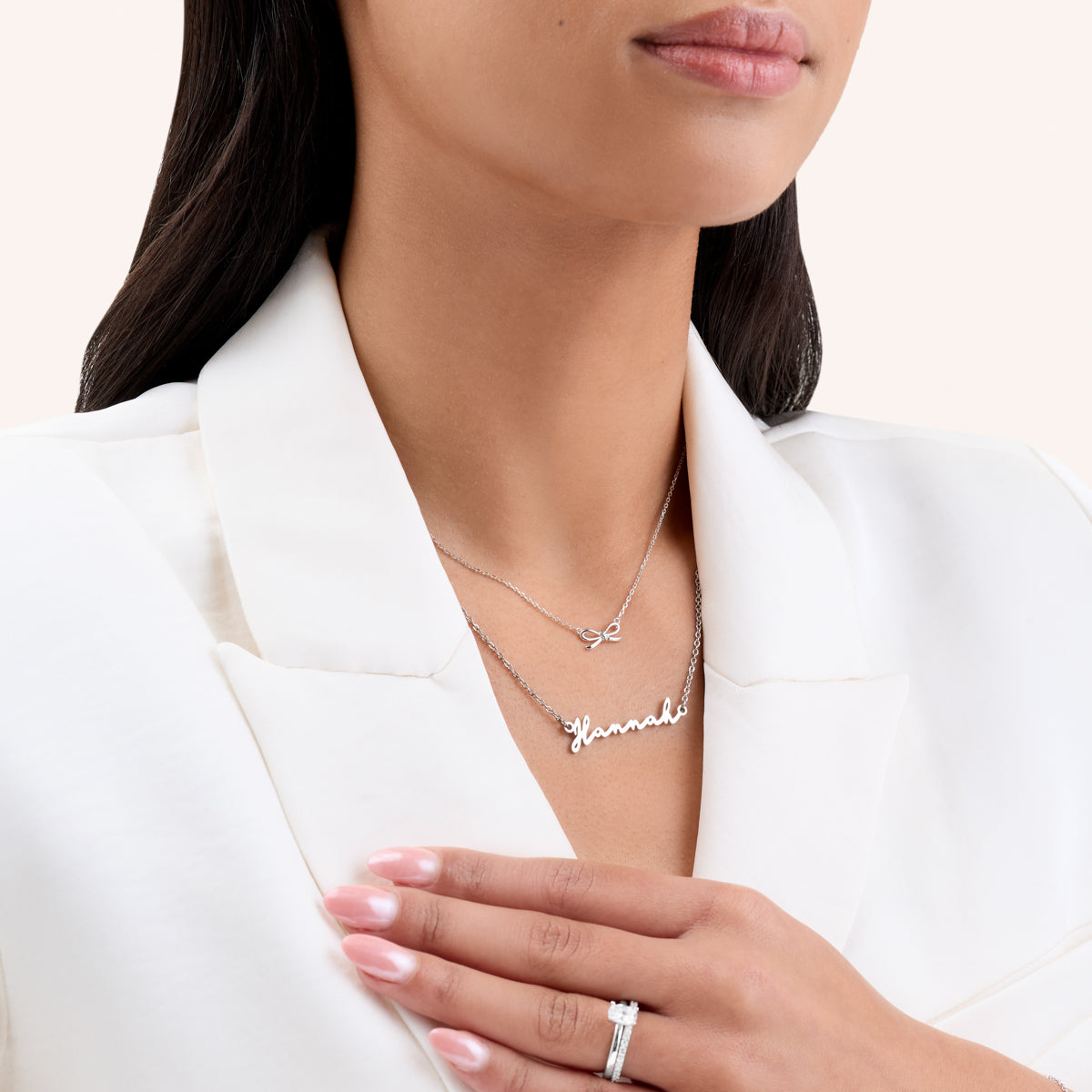 Fine Bow Necklace (Silver)