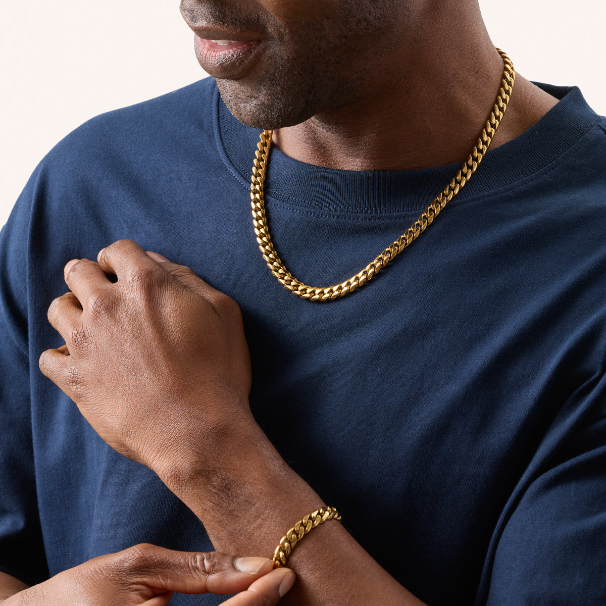 Curb Chain Necklace (Gold)