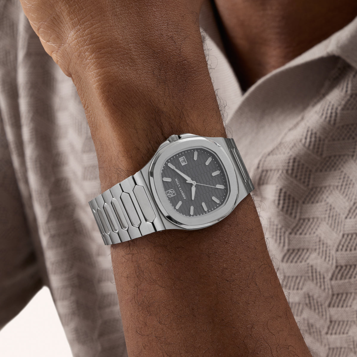 Knightsbridge 40 Charcoal Sports Watch (Silver)