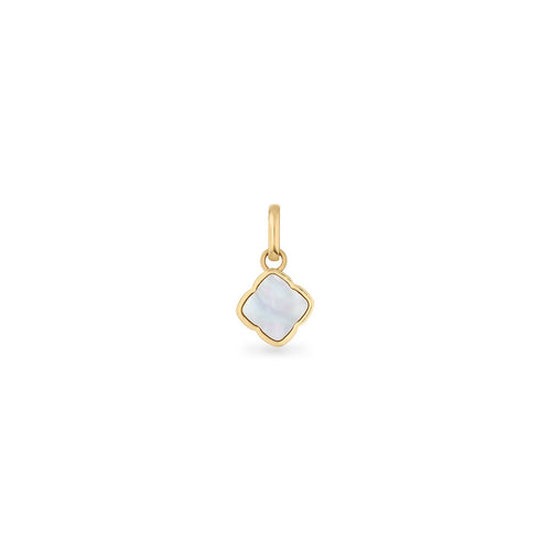 Pearl Clover Pendant (Gold)
