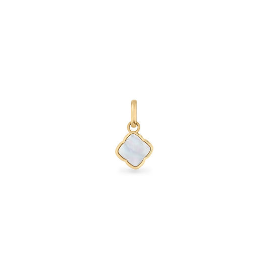 Pearl Clover Pendant (Gold)