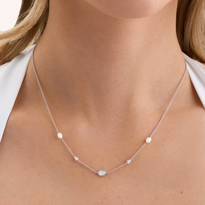 Modern Elegance Quartz & Pearl Necklace (Silver)