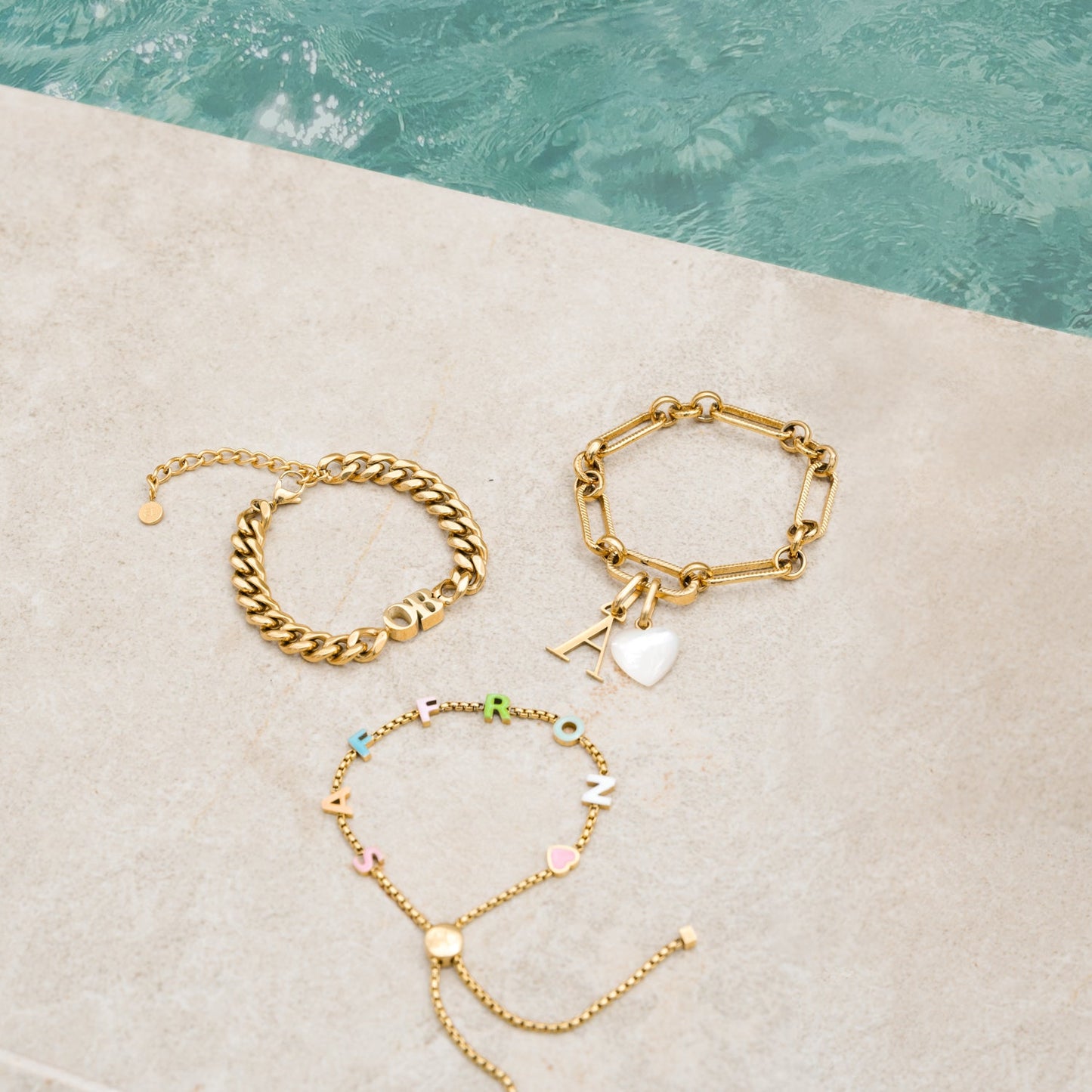 Figaro Chain Bracelet (Gold)
