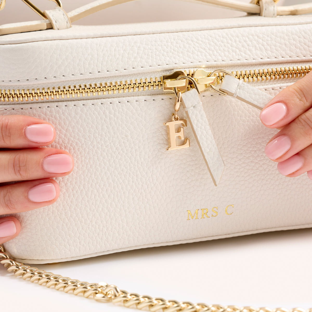 Leather Vanity Bag (Ivory)