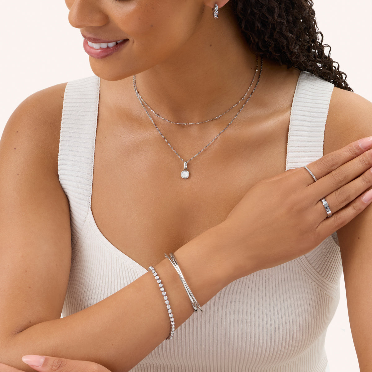 Mother of Pearl Cushion Necklace (Silver)