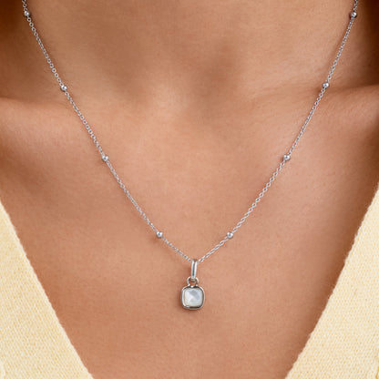 Mother of Pearl Cushion Necklace (Silver)