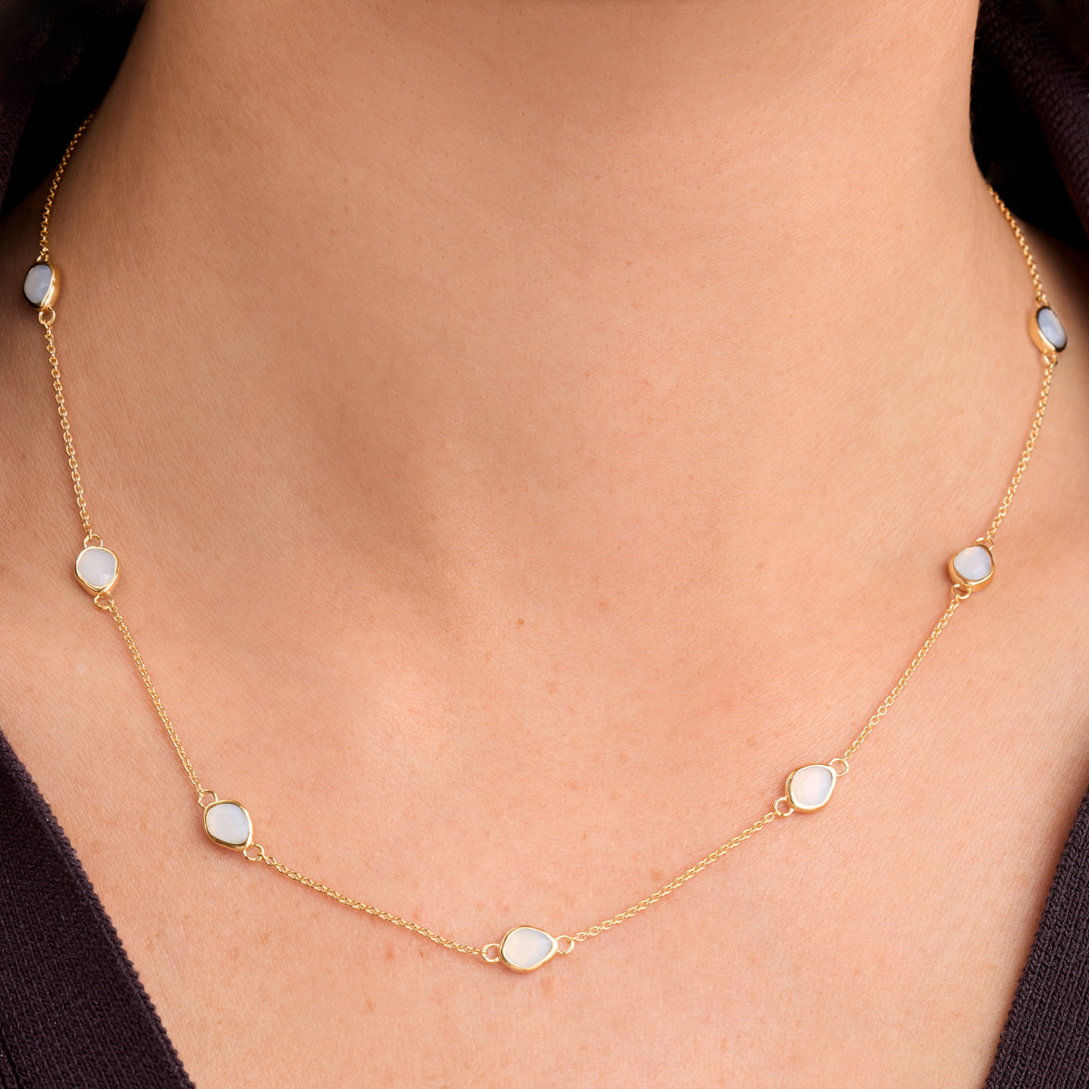 Signature Cut Multi White Quartz Necklace (Gold)