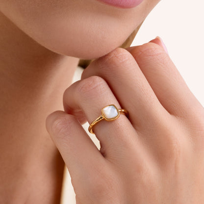 Mother of Pearl Cushion Ring (Gold)