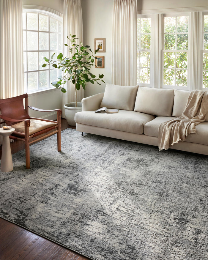 The Rug Corner Loloi II Austen Pebble / Charcoal