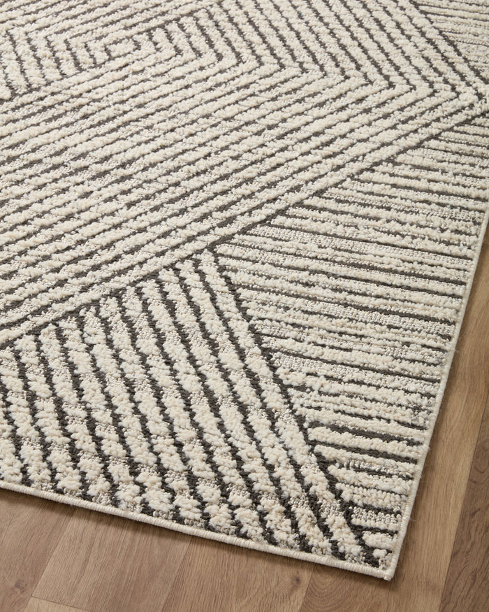 The Rug Corner Loloi II Fabian Charcoal / Ivory