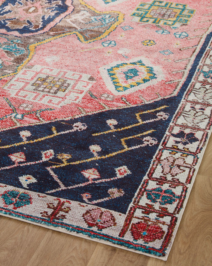 The Rug Corner Loloi II Fiona Rust / Navy