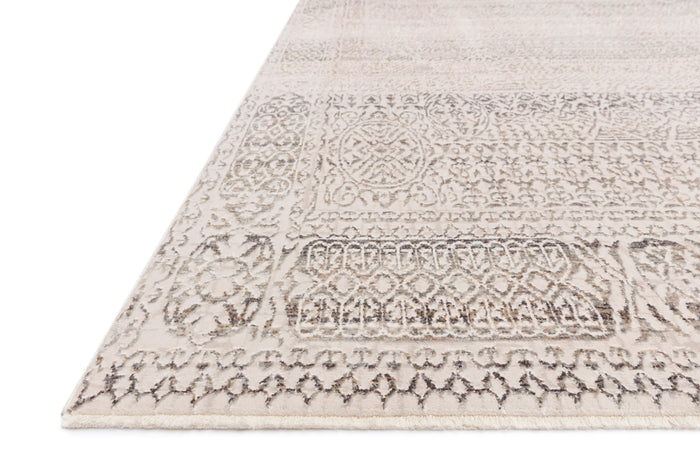 The Rug Corner Loloi Homage Ivory / Silver
