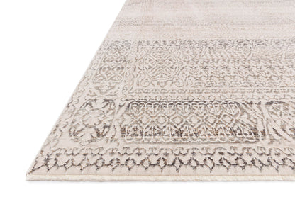 The Rug Corner Loloi Homage Ivory / Silver