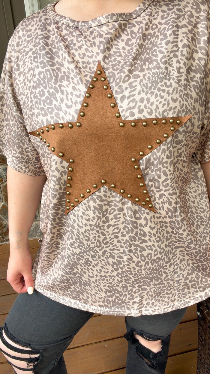 Leopard Retro Star
Studded Patch Tee