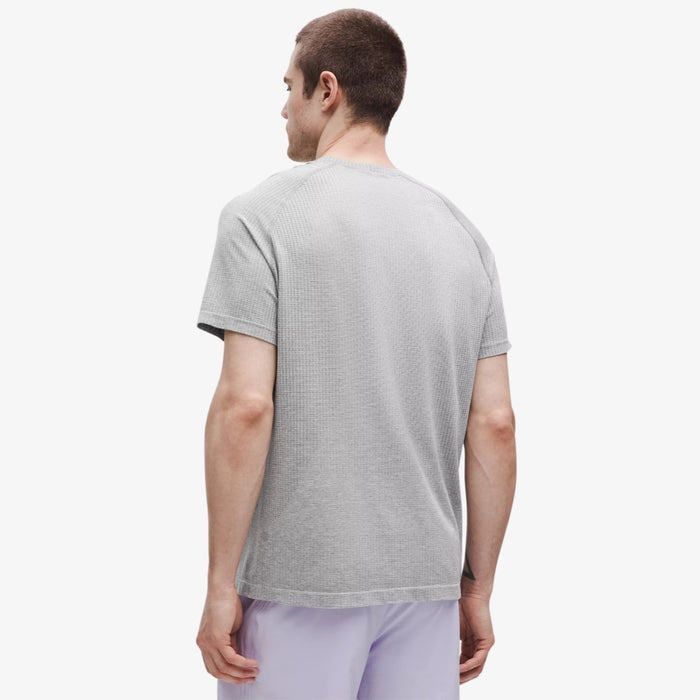Men's Metal Vent Tech Short-Sleeve Shirt