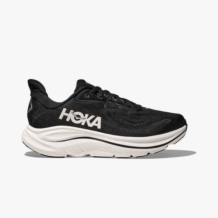 6 / Regular / Black / White