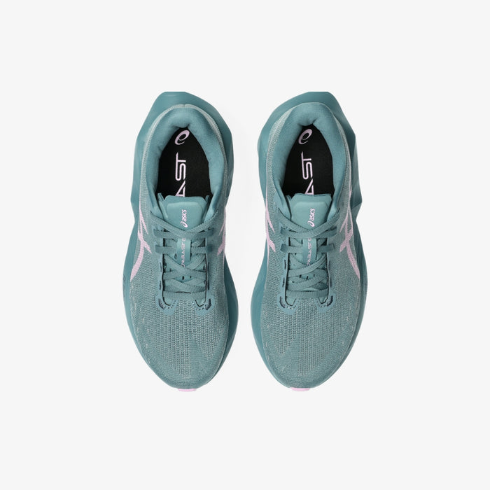 Women's Novablast 6